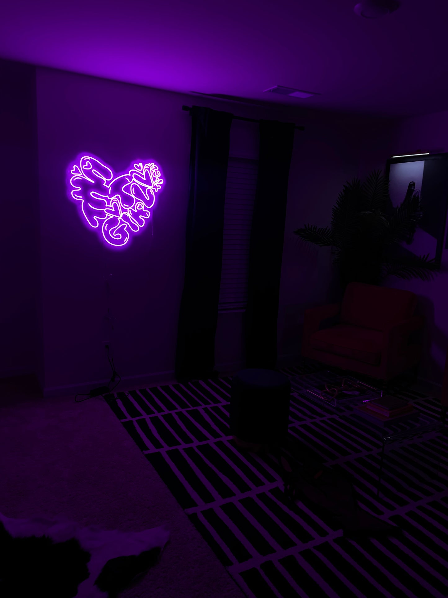 That Girl Heart Neon Light *read description* (hot pink is shown in picture)